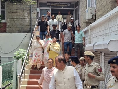 Councilors of Kullu Municipal Council administered the oath of office.