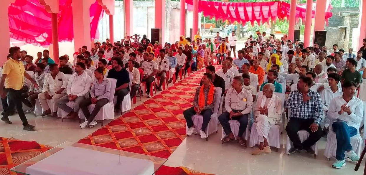 Farmers in Sarojini Nagar received good compensation for their land.