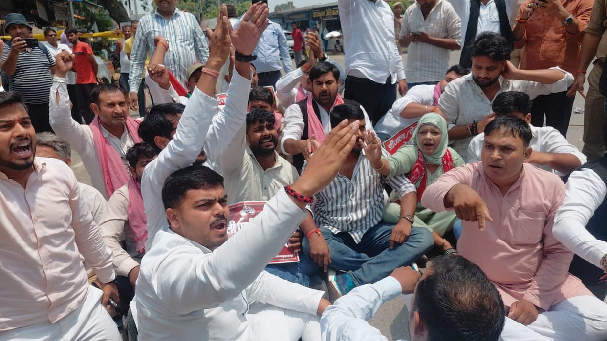 SP workers protested against inflation, had a scuffle with the police