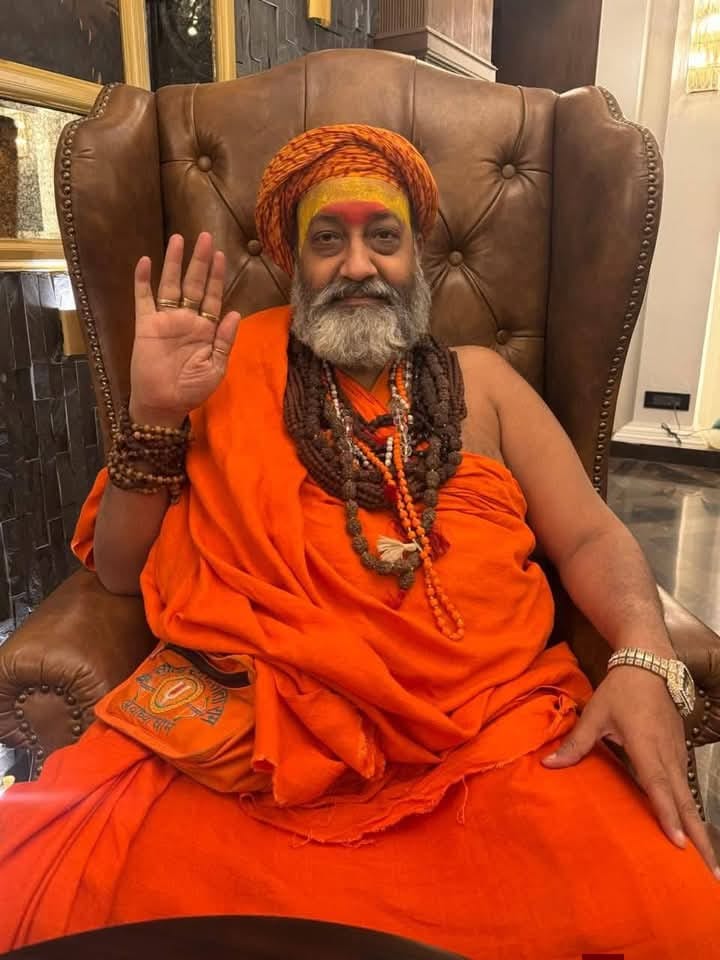 Mahamandaleshwar Yogi Anand Giri arrested from Lucknow.