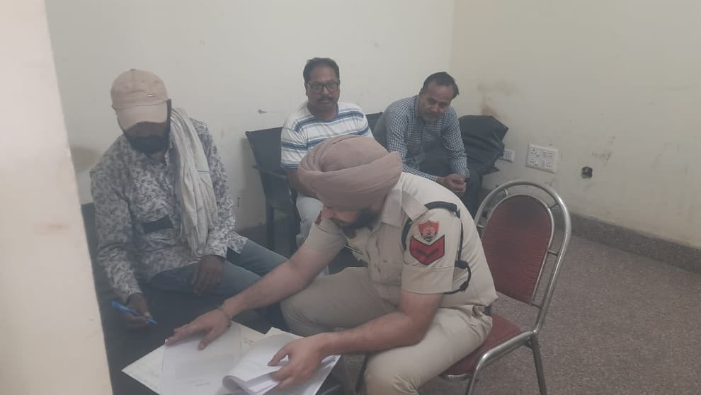 Youth consumes poisonous substance due to mental stress; dies during treatment.