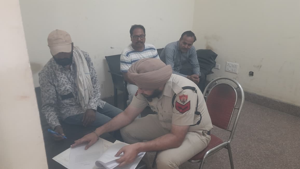 Youth consumes poisonous substance due to mental stress; dies during treatment.