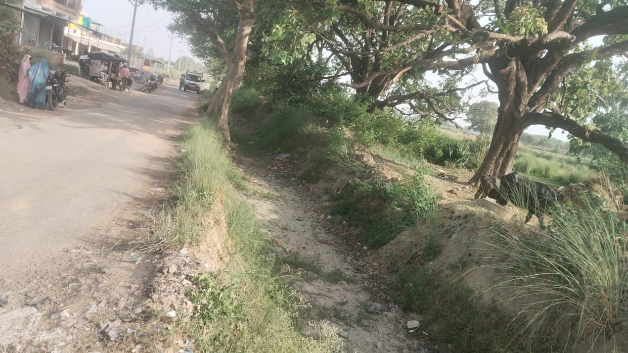 Pre-monsoon arrives... yet the canals run dry, dashing farmers' hopes