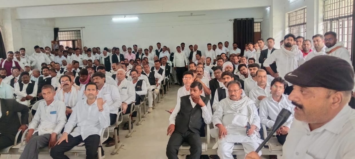 Promises of reform resonate in the pre-election address by the Advocates' Association