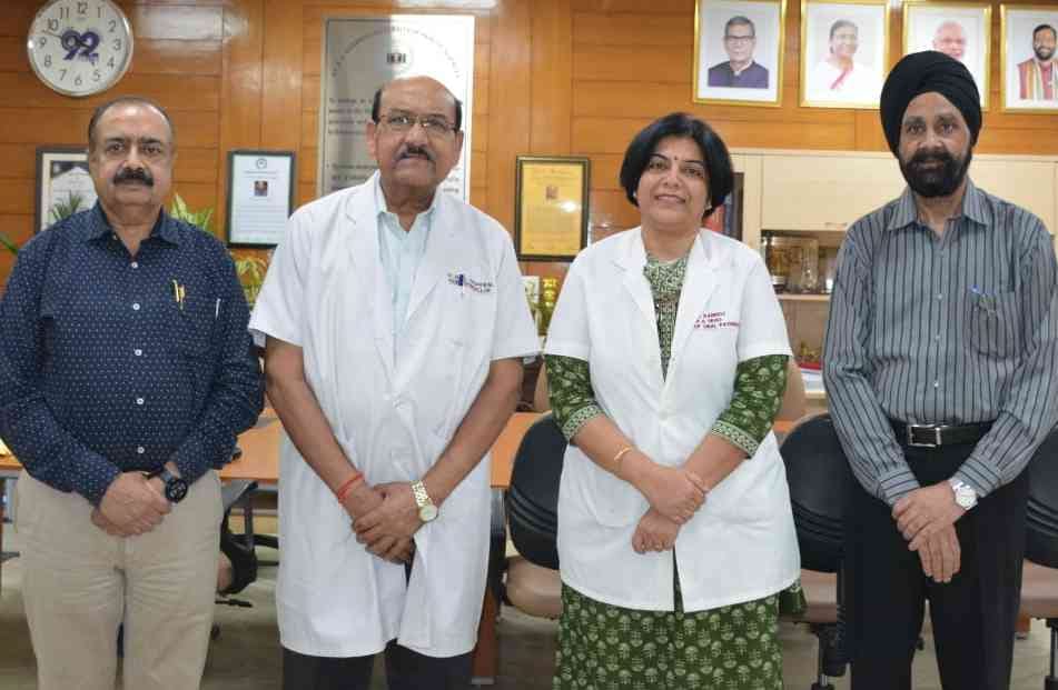 An app will be developed for the timely detection of oral cancer.