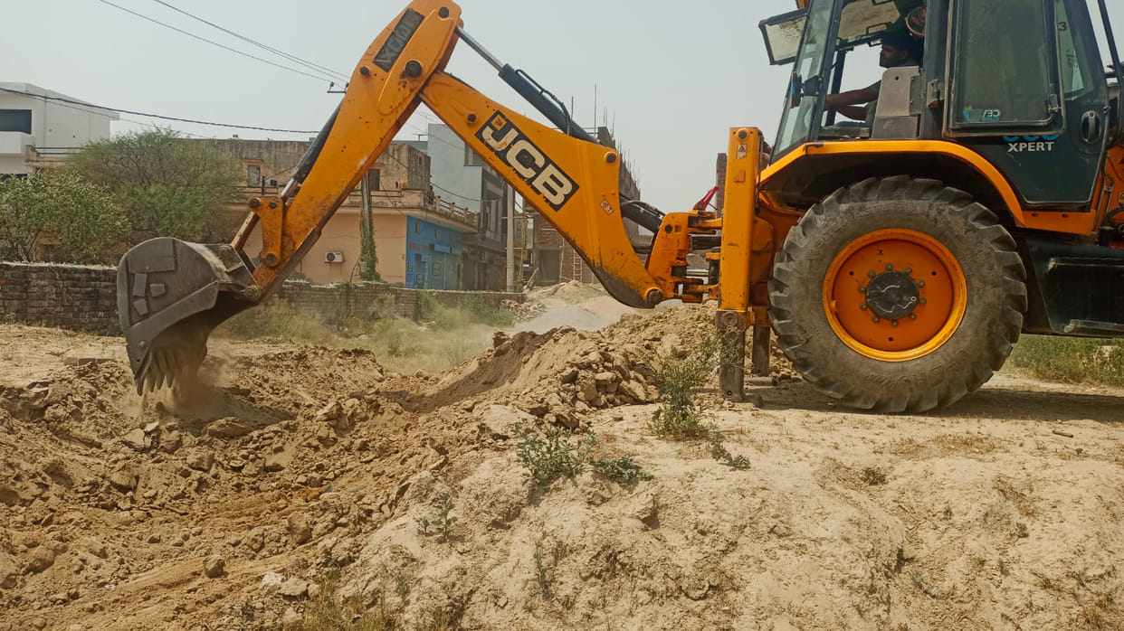 Roads in an illegal colony spanning one acre demolished.