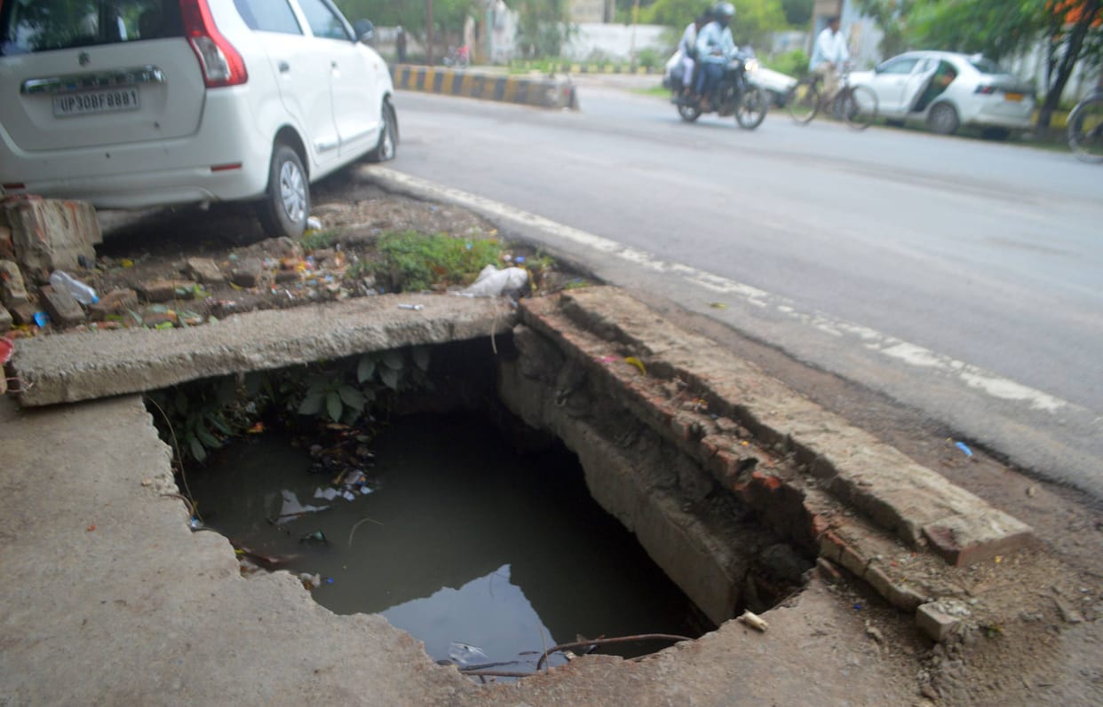 Youth dies after falling into open drain; police suspect intoxication.