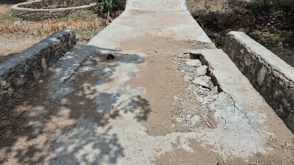 Salumber: 5 lakh culvert deteriorates within 2 years, center caves in, villagers question construction quality
