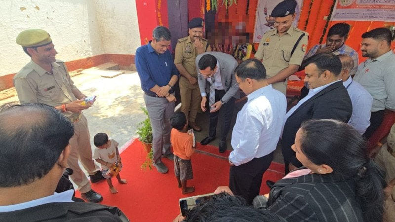 Female inmates to make garlands for Thakurji in prison