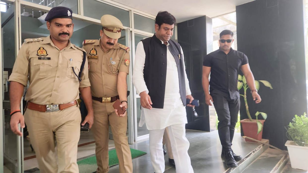Police stopped Mukesh Sahani, who was on his way to meet Kamlesh's family members.