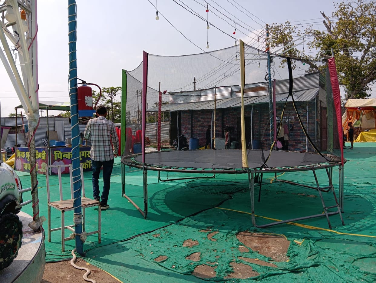 Sagar lost his life after suffering an electric shock while working on the 'London Bridge' ride and plugging in another ride at the fair.
