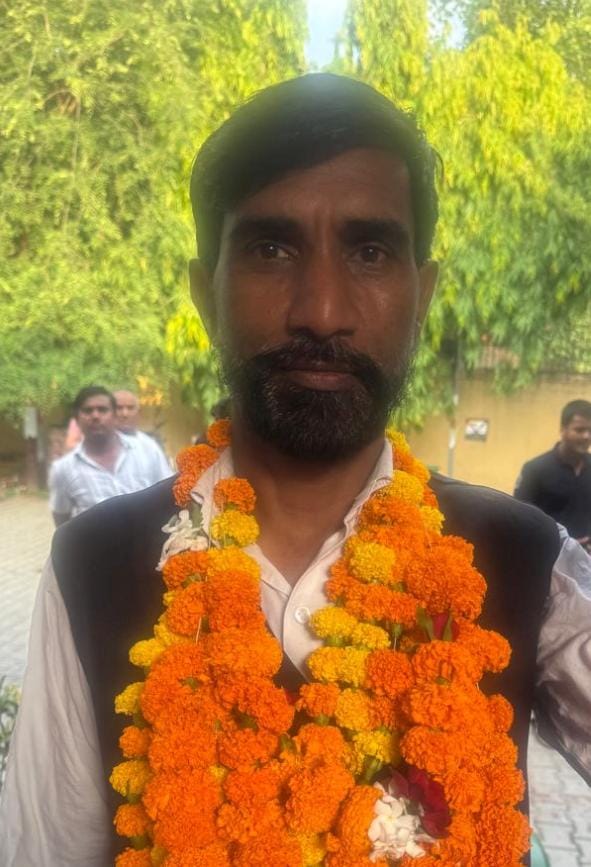 Ramnaresh becomes President of Nanpara Tehsil Bar; Vansh Gopal becomes General Secretary.