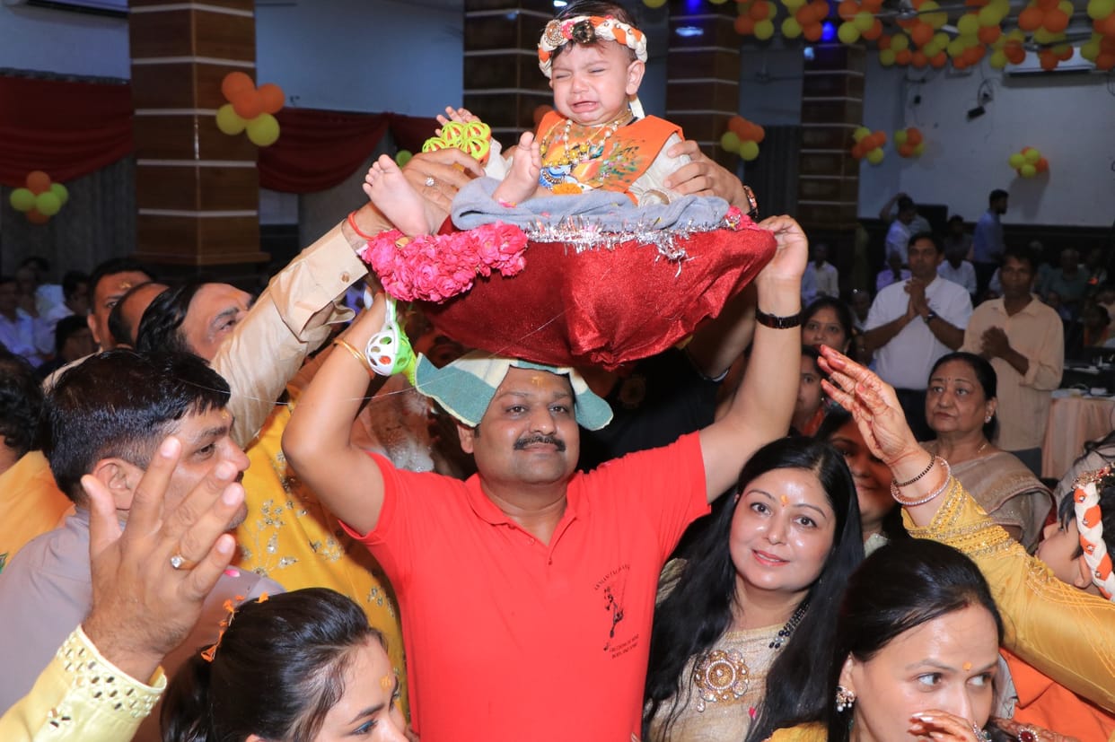A description of King Bali's charity and devotion in the Shrimad Bhagavata Katha.