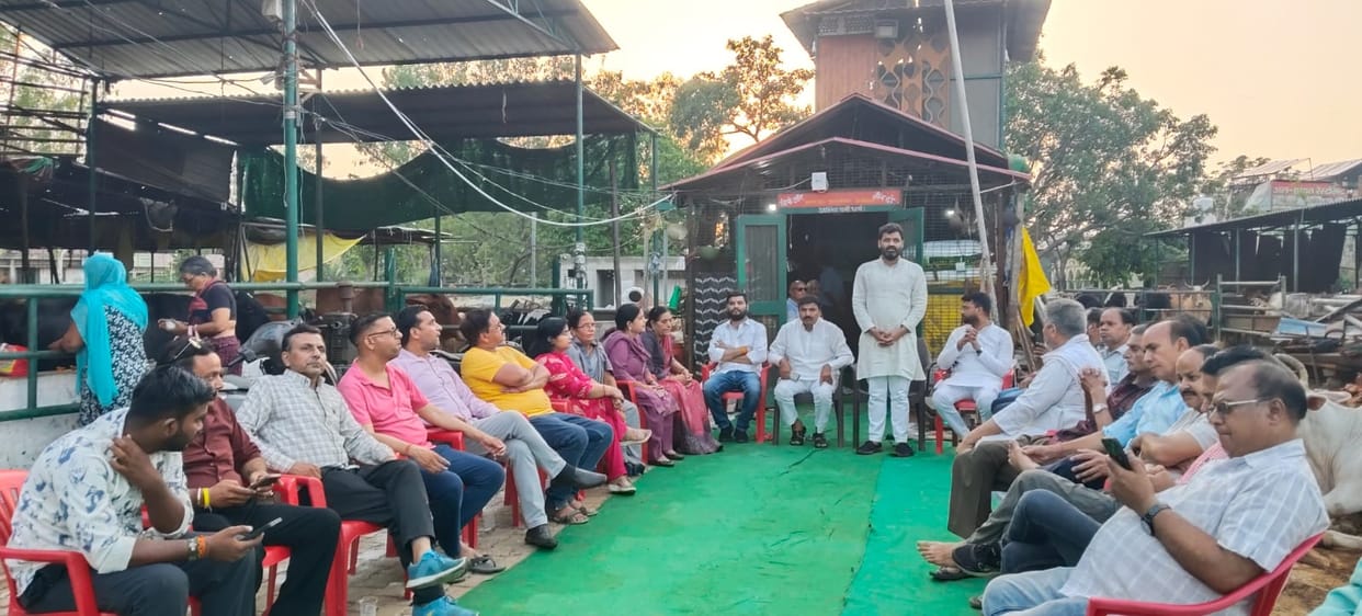 BJP's cleanliness drive held at the cowshed.