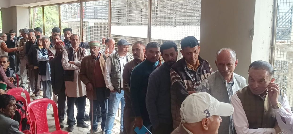 Free eye surgery camp begins at Theog Hospital