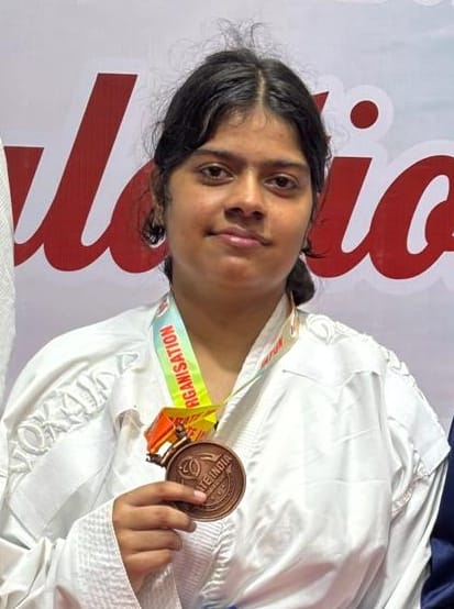 Ayushi won a bronze medal at the National Karate Championship