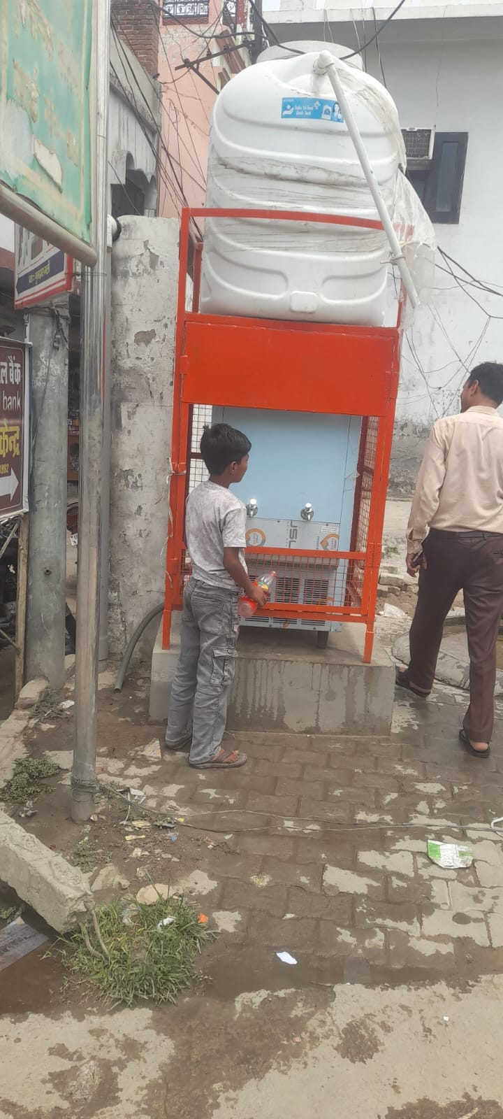 Problem due to breakdown of water cooler in extreme heat