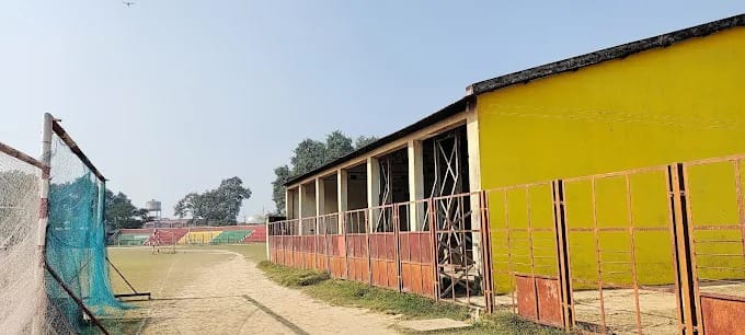 No badminton coach at the stadium... training affected.