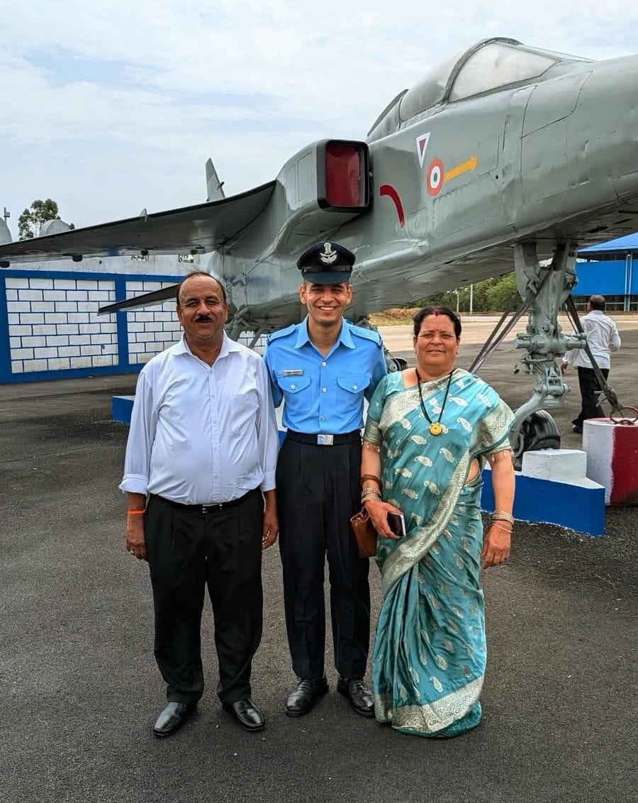 Rohit from Panda becomes a Flying Officer.
