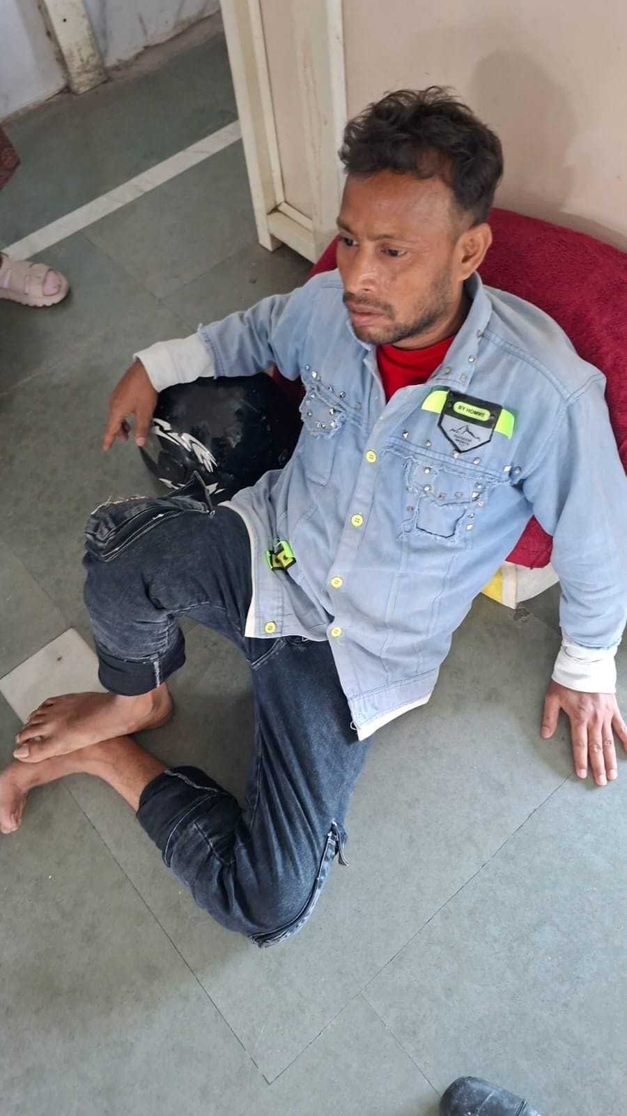 Undertrial prisoner admitted in KGMU escapes from police custody