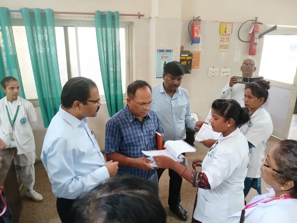 Pregnant women's vaccination will be on the ground floor, the lift will start soon