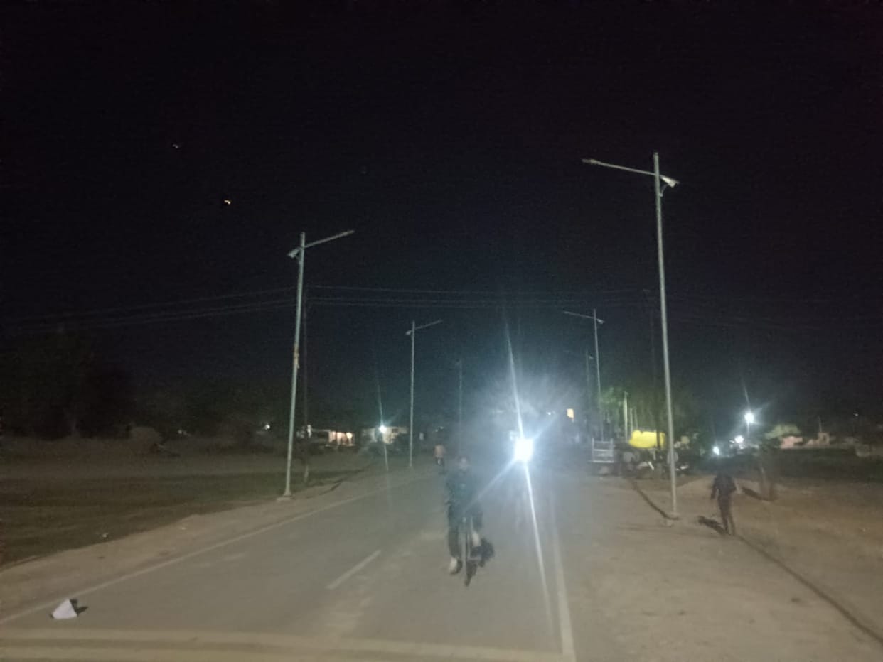 More than 120 out of 200 streetlights in Pashchimsharira Nagar Panchayat are non-functional.