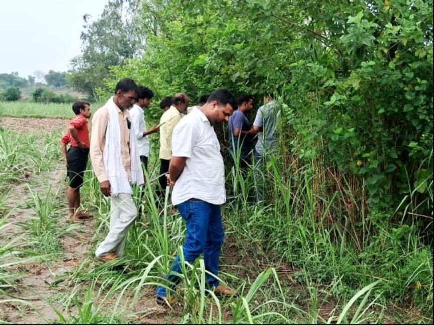 Panic over leopard in Prempur village; pugmarks spotted.