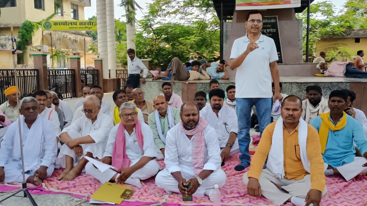 Sit-in protest held to secure Scheduled Tribe status.