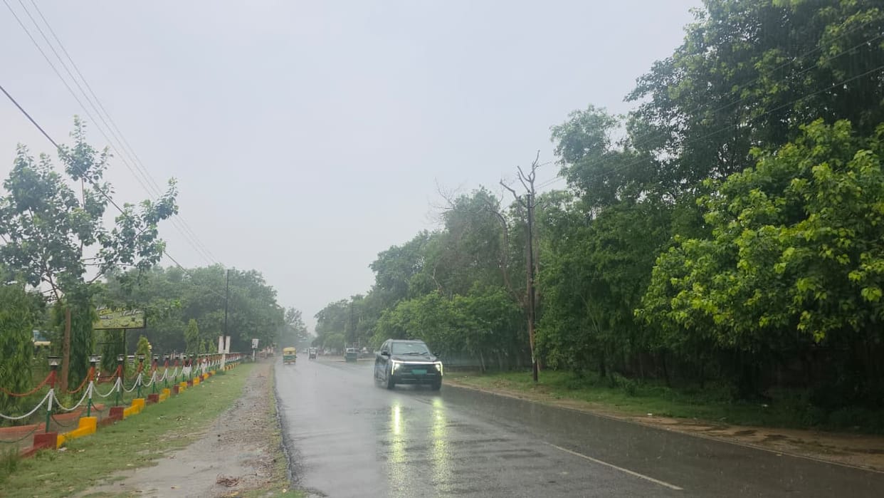 Heat in the morning, storms and rain in the afternoon