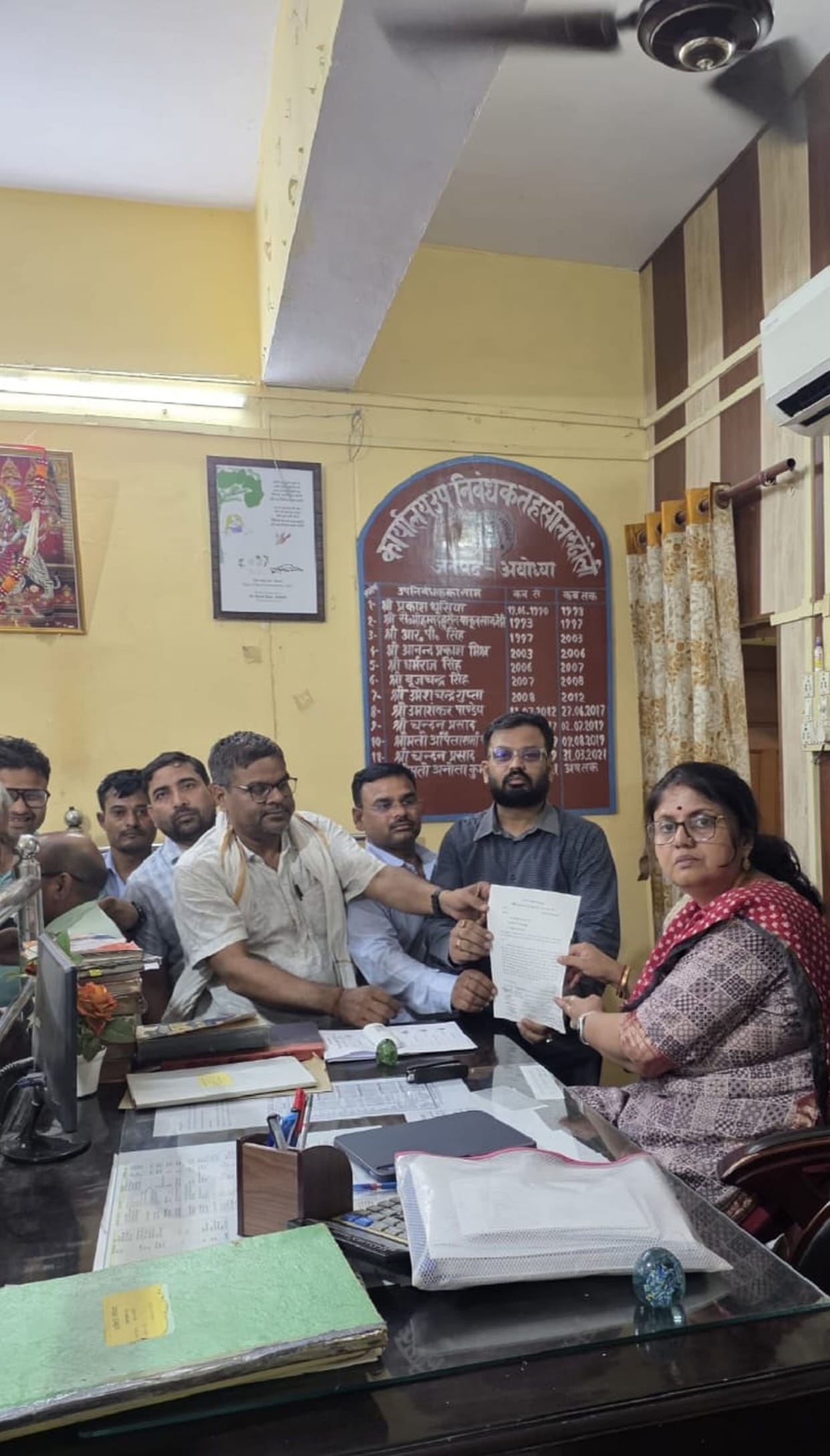 Opposition to new registration system intensifies; strike warning issued