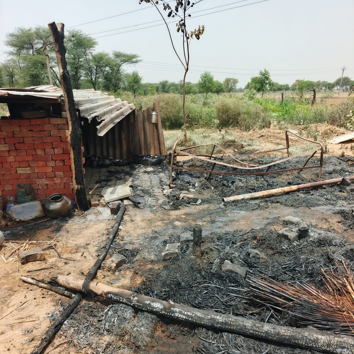 Police personnel rescued people trapped in the fire.