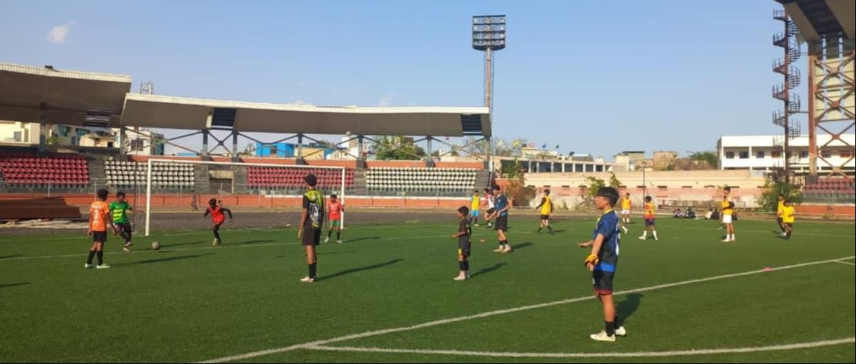 Stadium Nursery defeated Engineer Army.