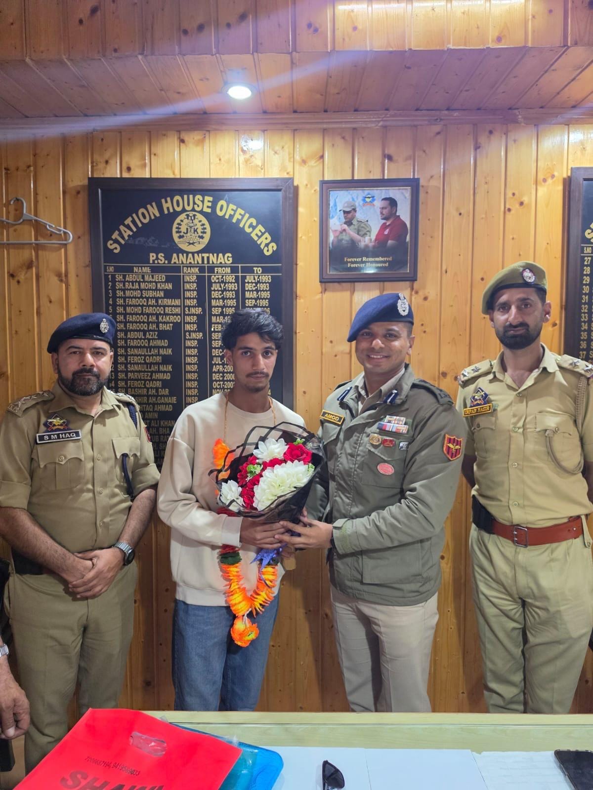 Srinagar,Amod Nagpure, SSP Anantnag, Honored Youth