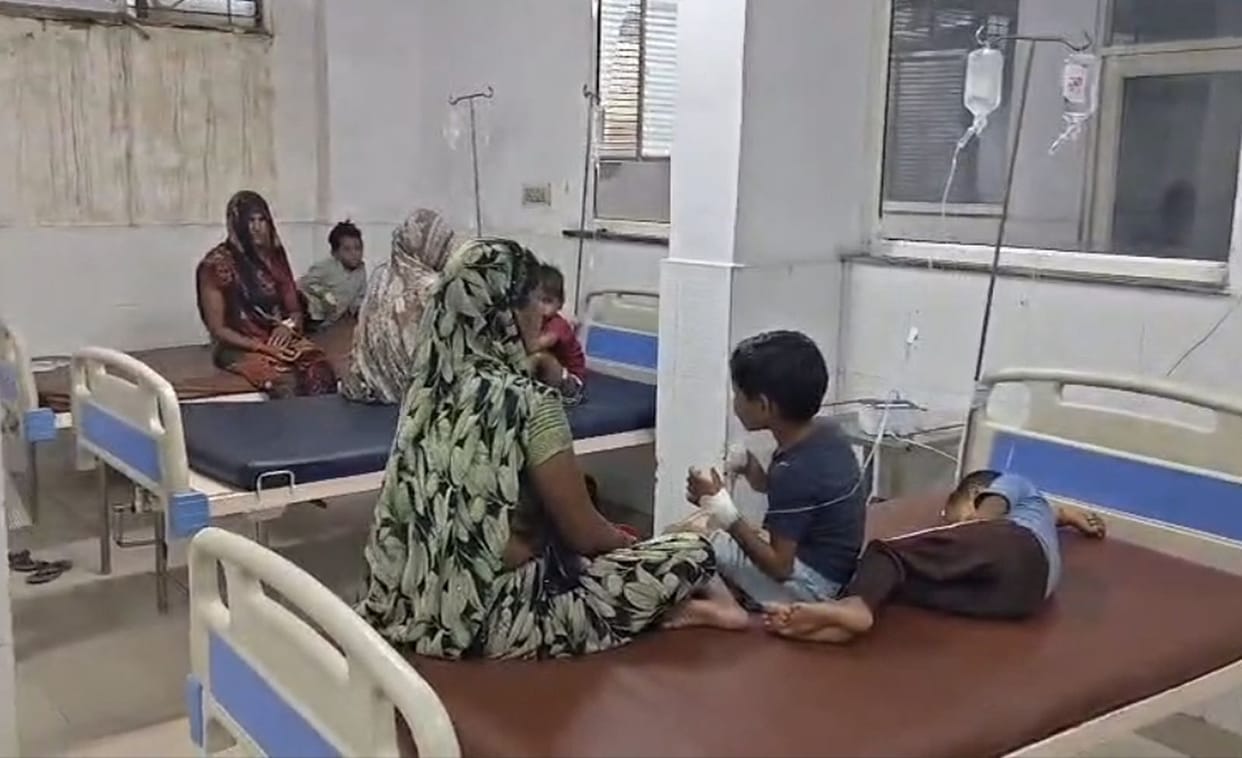 The condition of 13 people deteriorated after consuming a vegetable dish prepared with loose mustard oil.