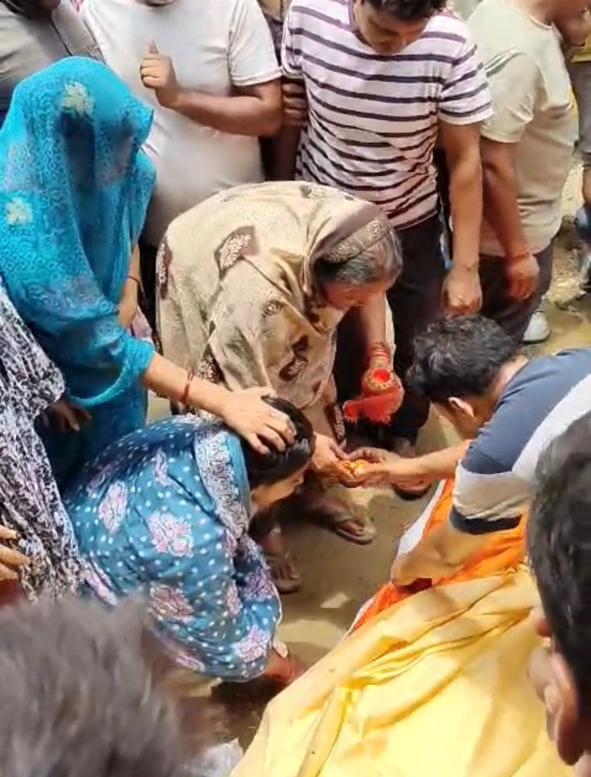 Mourning descends upon three homes simultaneously in Jafarpur-Babuganj