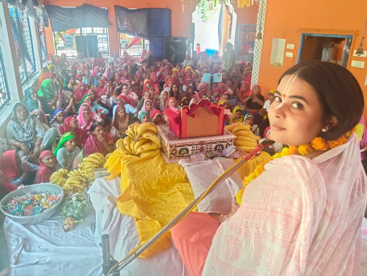 The story of Sudama was celebrated at the Baba Gaibiram Temple.