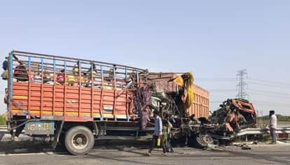 DCM truck carrying laborers collides with dumper on Bundelkhand Expressway; 13 injured.