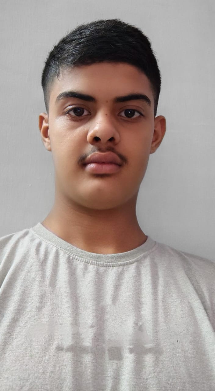 HimHimanshu Simha achieved great success in JEE.anshu Simha achieved great success in JEE.