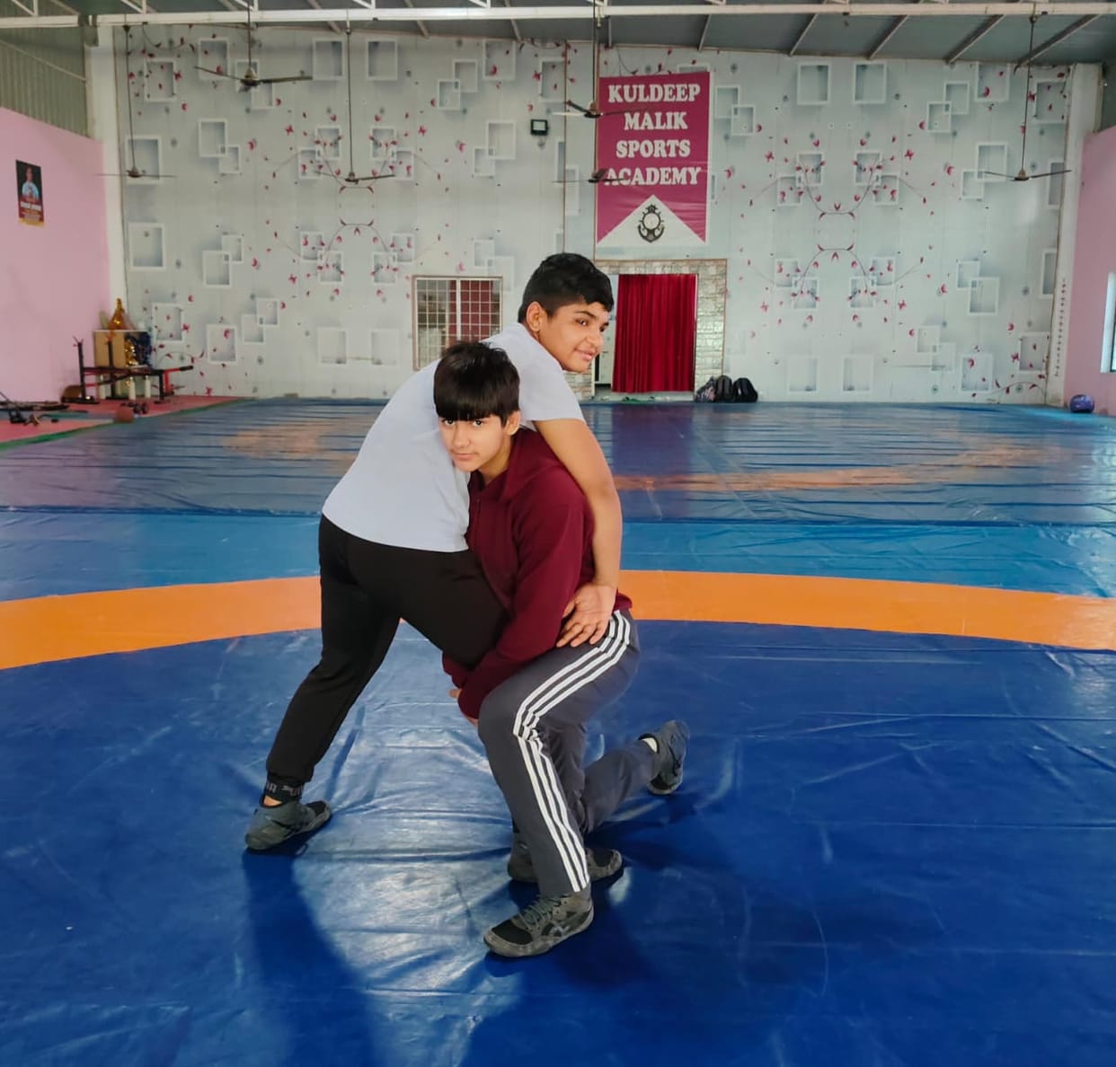 Female wrestlers from across the country will gather today to undergo trials for the World Wrestling Championships.