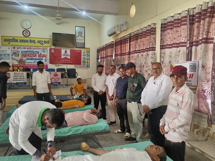 Blood donated with enthusiasm; women, too, did not lag behind