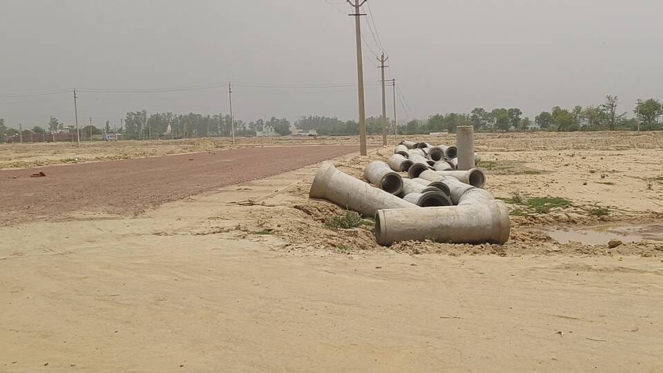 Sector 16 swallows farmers' path, challenging access to 300 acres
