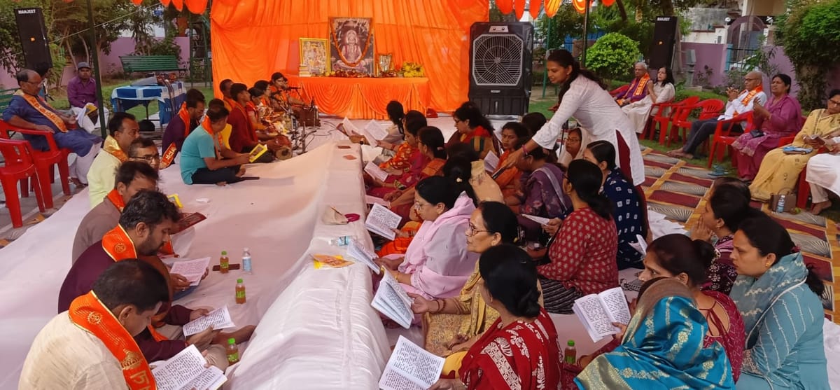 Lucknow News: संगीतमय सुंदरकांड के बाद लगाया भंडारा