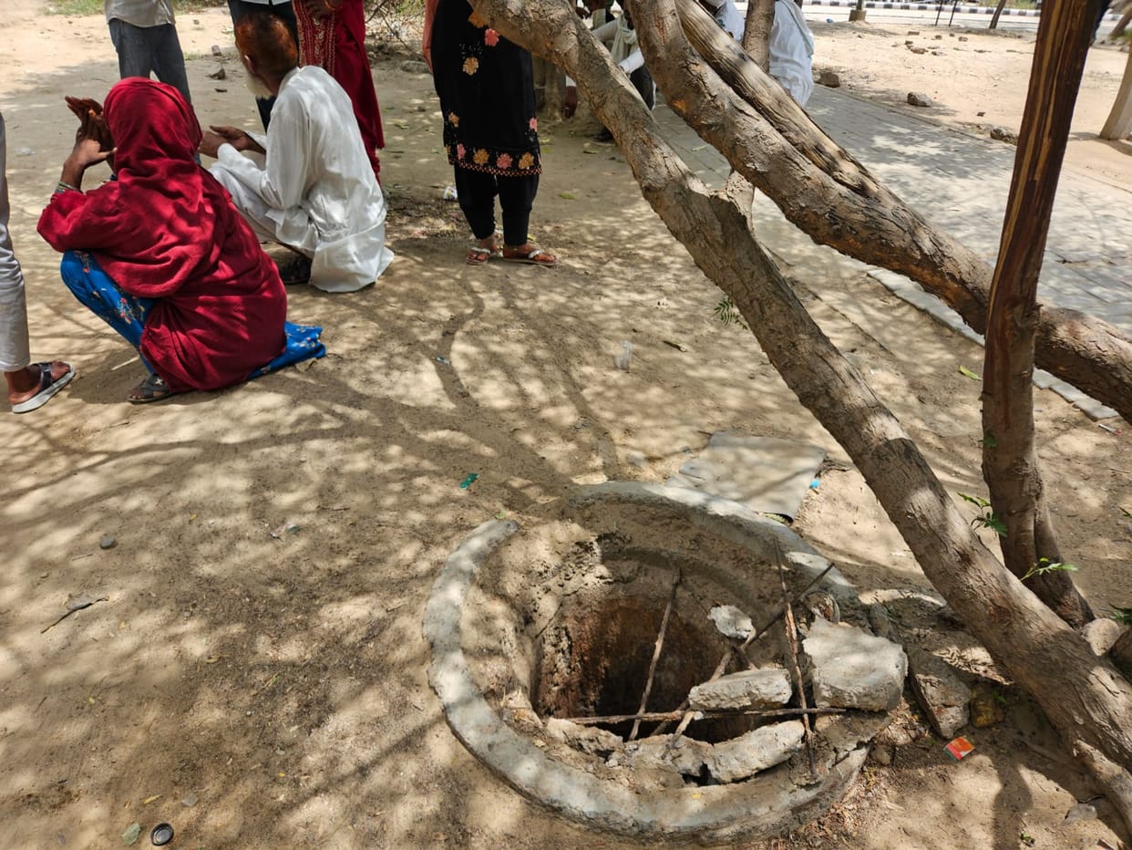 Broken drainage chamber covers scattered