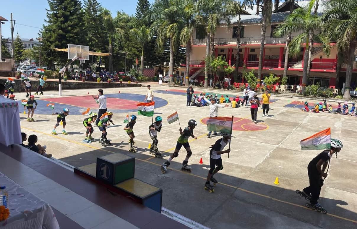 Kangra Club becomes roller skating champion.
