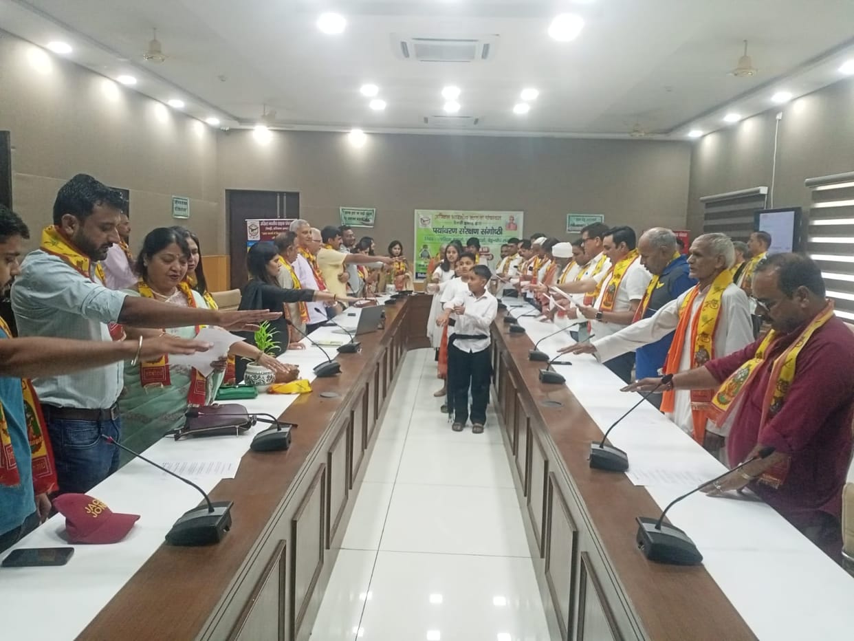 Adopt cloth bags, give up single-use plastic: Nidhi Gautam