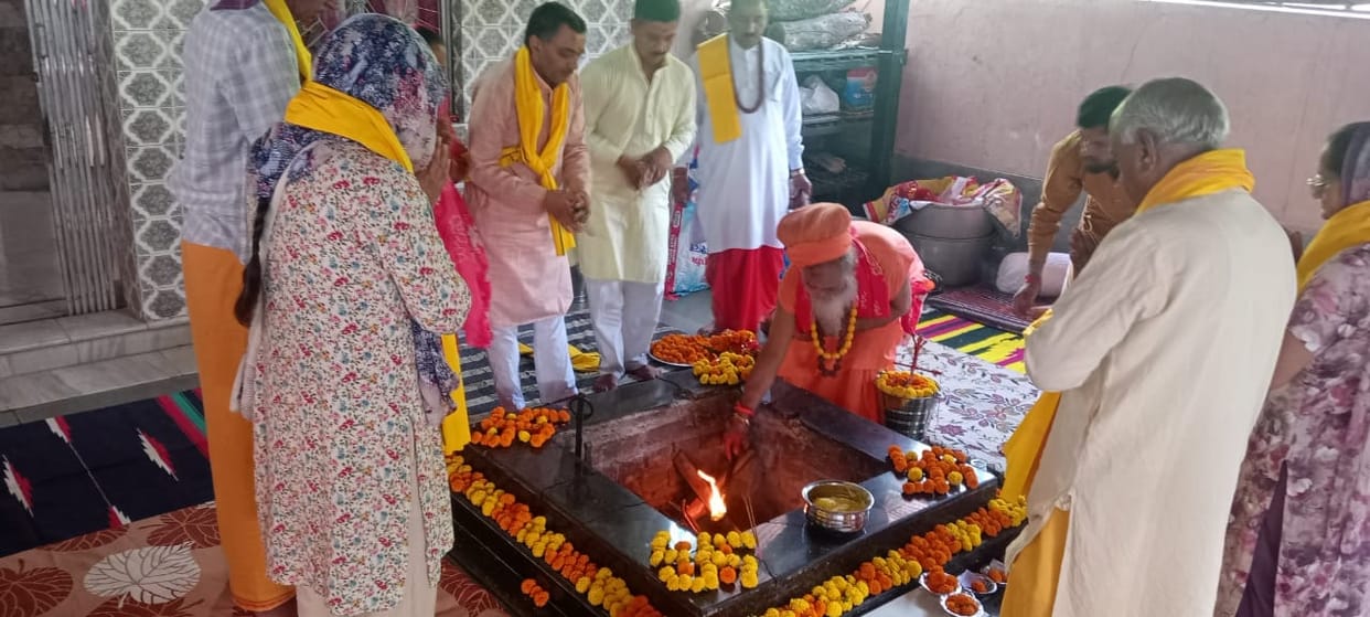 Akhand Mahayajna begins at Renukaji upon the conclusion of Purushottam Maas.