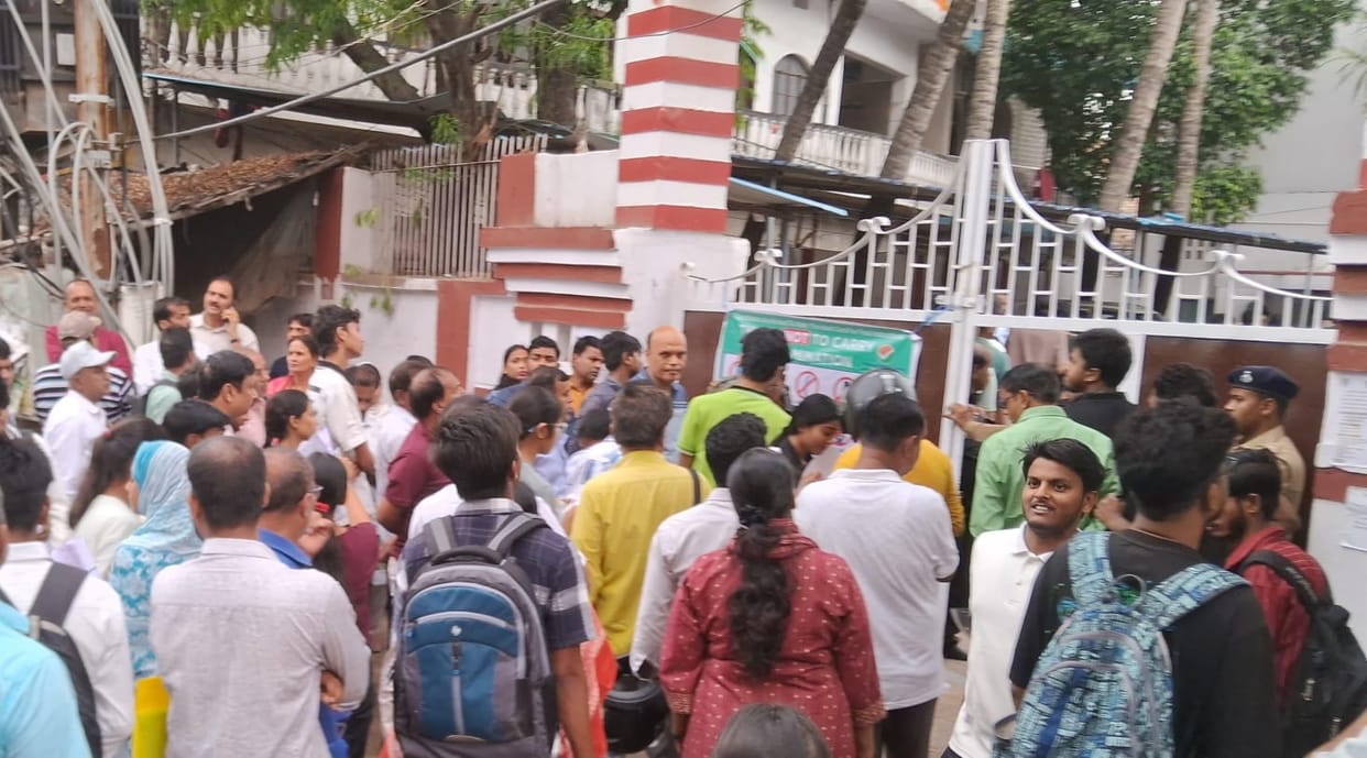 constable recruitment examination commence amidst tight security conducted at 22 center Muzaffarpur Bihar
