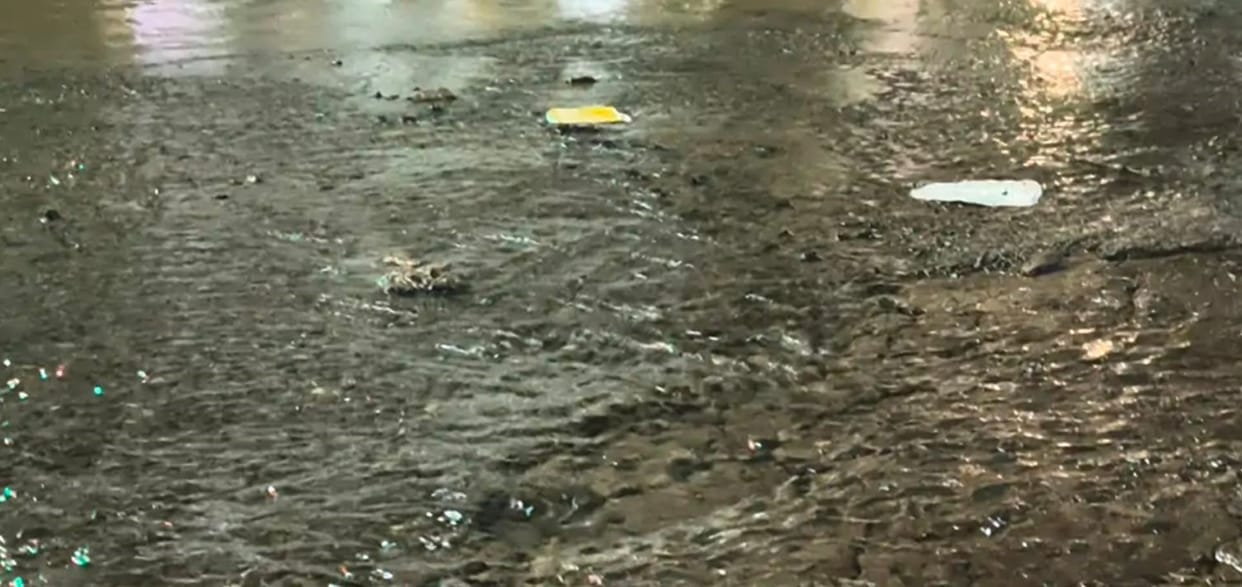 A pipe burst during the water supply process, first at Gudhatti and then at Narghat, causing water to spill onto the road.
