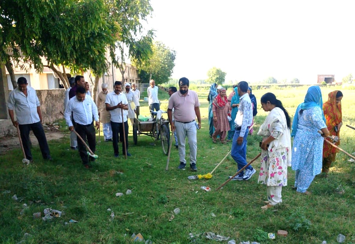 The message conveyed regarding environmental conservation