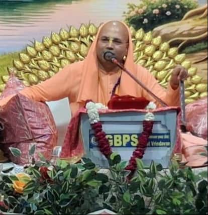 Govardhan Leela Festival celebrated with great fanfare.